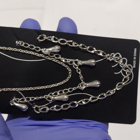 Silver Tone 3-Piece Anklet Set w/ Teardrop-shaped Charms – Trendy Summer Jewelry - Picture 6 of 7